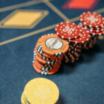 ¿Es mejor jugar en línea o en un casino físico